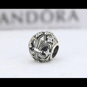 Pandora Fleur-de-lis Charm